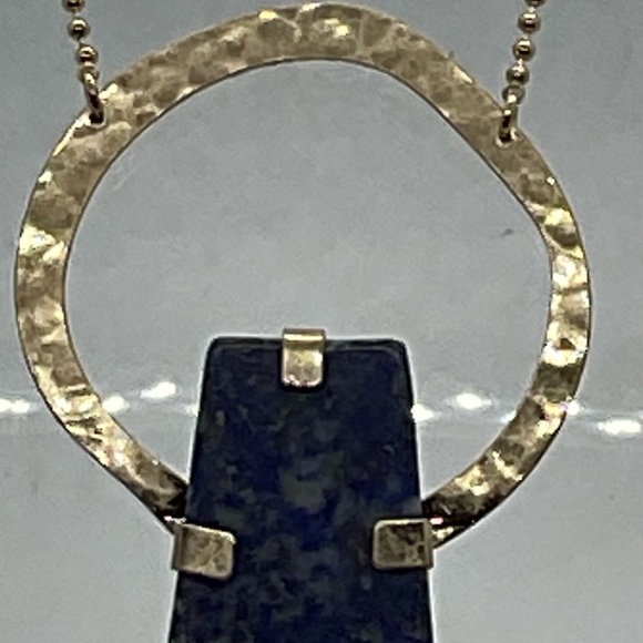 Lapis lazuli chunk modernist pendant in gold tone ball chain blue necklace - Picture 10 of 11